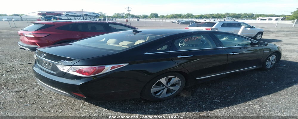 KMHEC4A4XCA028890 2012 HYUNDAI SONATA photo no. 4