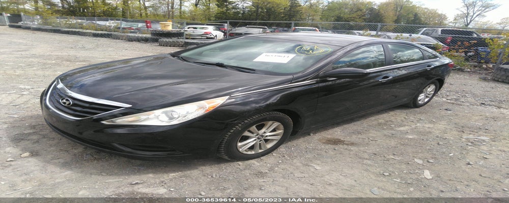 5NPEB4AC8BH301993 2011 HYUNDAI SONATA photo no. 2