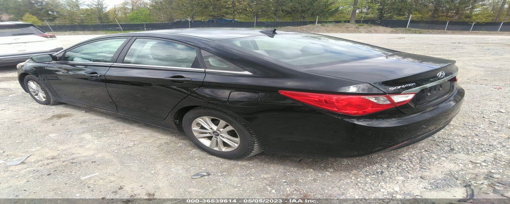 5NPEB4AC8BH301993 2011 HYUNDAI SONATA photo no. 3