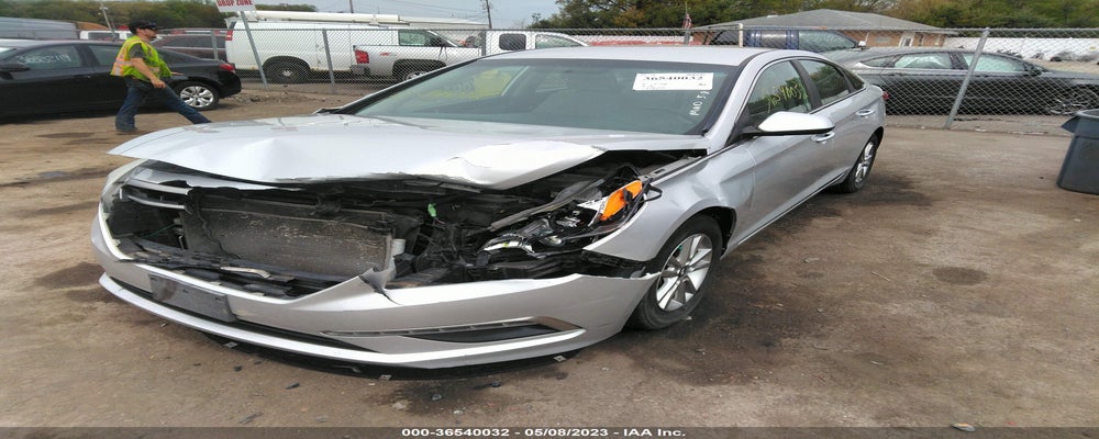5NPE24AF1FH002636 2015 HYUNDAI SONATA photo no. 2