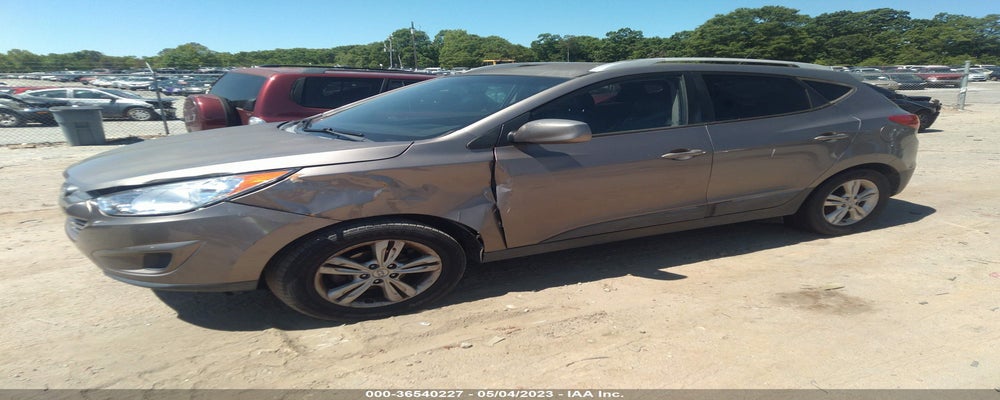 KM8JU3AC2BU300844 2011 HYUNDAI TUCSON photo no. 2