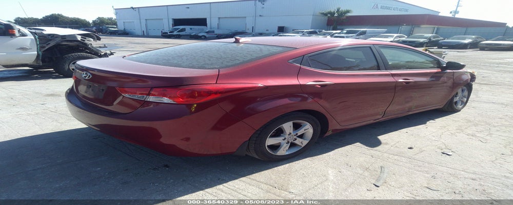 5NPDH4AE4DH421238 2013 HYUNDAI ELANTRA photo no. 4