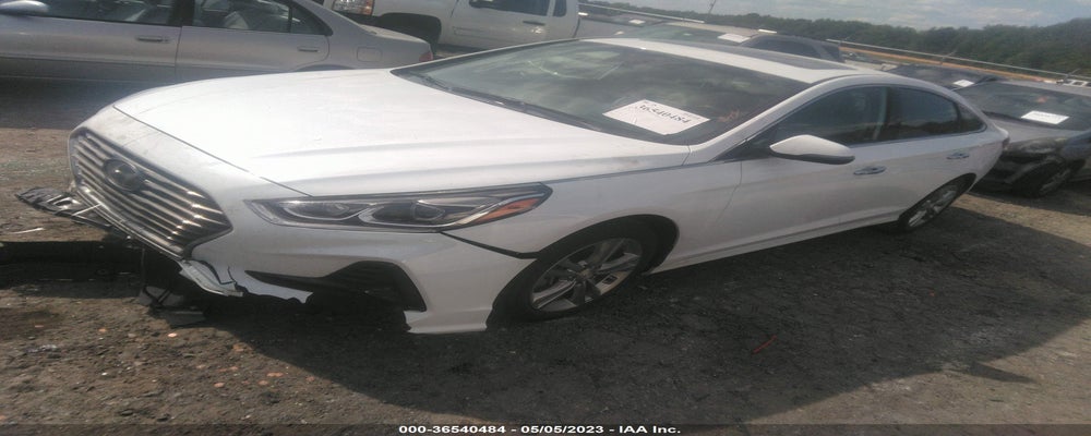 5NPE34AF9JH606926 2018 HYUNDAI SONATA photo no. 2