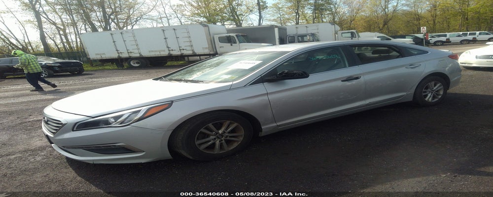 5NPE24AF0FH014826 2015 HYUNDAI SONATA photo no. 2