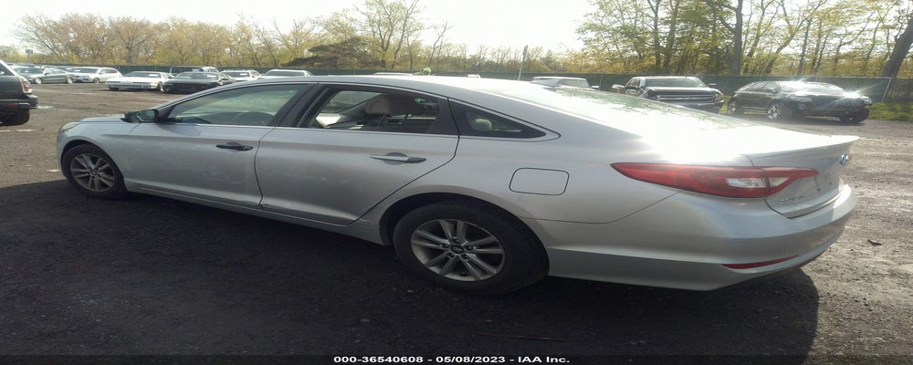 5NPE24AF0FH014826 2015 HYUNDAI SONATA photo no. 3