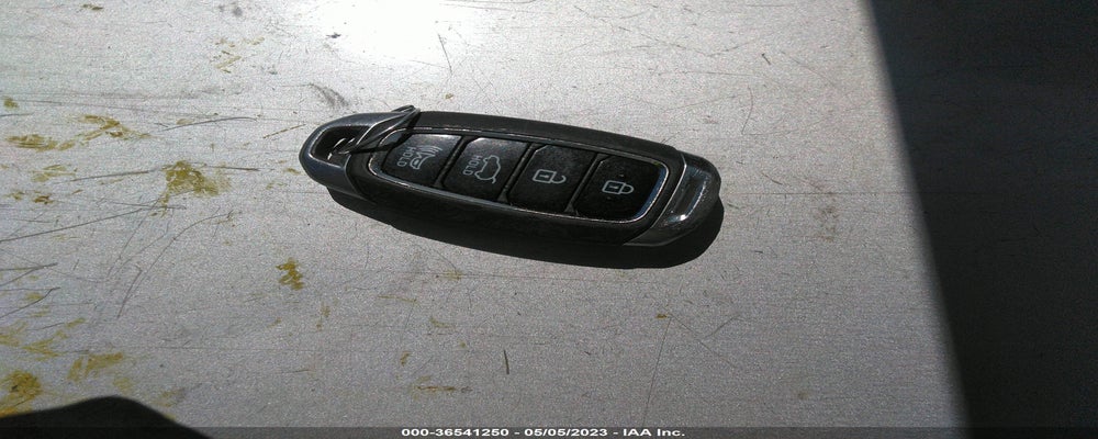 KM8K2CAA0JU106515 2018 HYUNDAI KONA photo no. 11