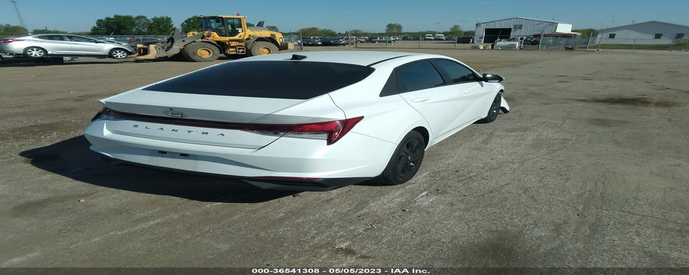 5NPLM4AG0MH032931 2021 HYUNDAI ELANTRA photo no. 4