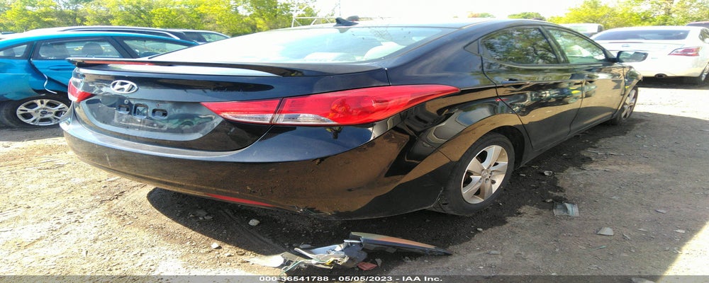 5NPDH4AE3DH343048 2013 HYUNDAI ELANTRA photo no. 4