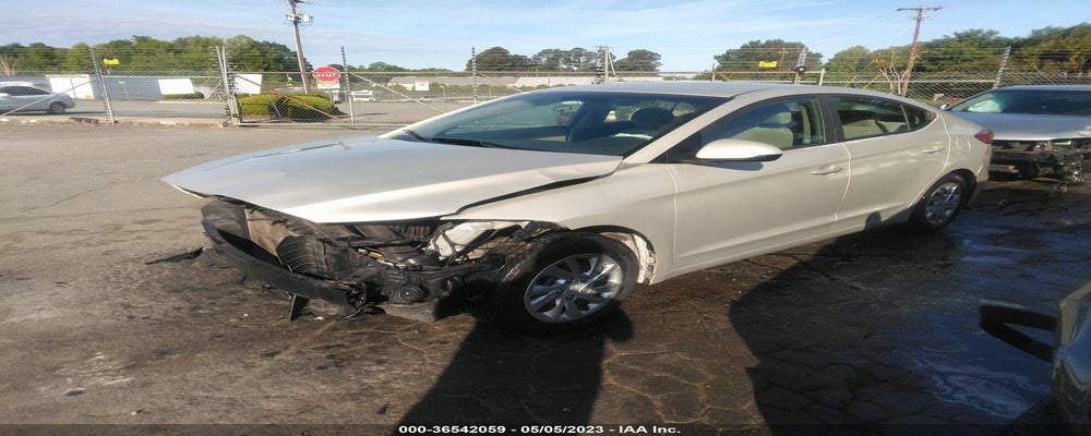 KMHD74LF5HU095501 2017 HYUNDAI ELANTRA photo no. 2