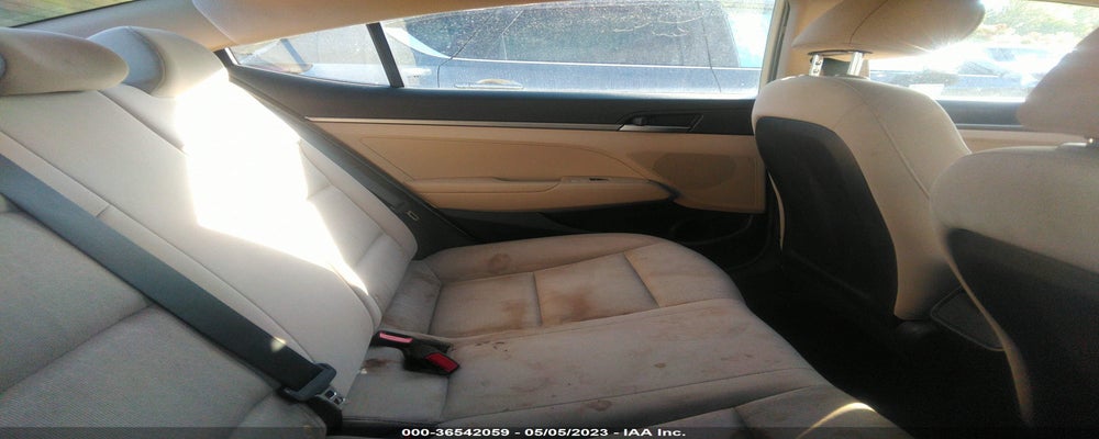 KMHD74LF5HU095501 2017 HYUNDAI ELANTRA photo no. 8