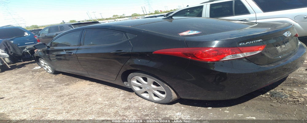 KMHDH4AE2DU914630 2013 HYUNDAI ELANTRA photo no. 3