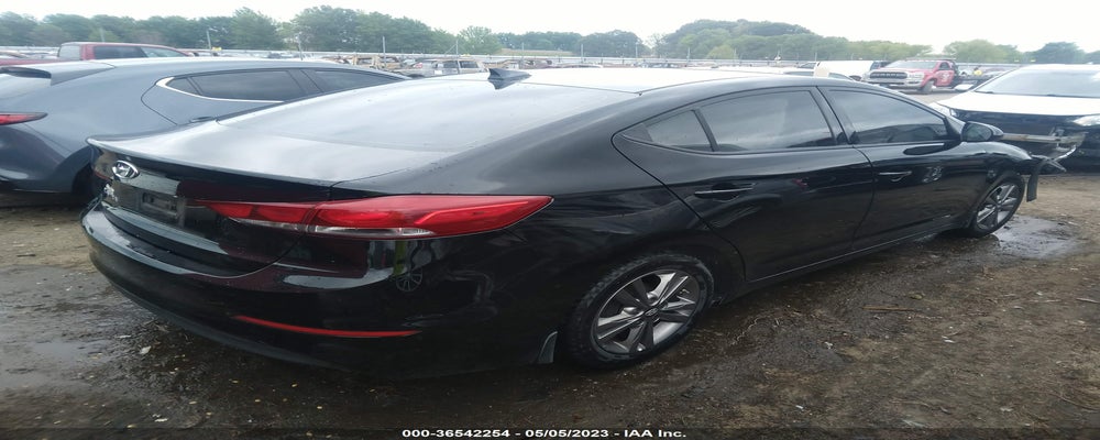 5NPD84LF8HH040696 2017 HYUNDAI ELANTRA photo no. 4