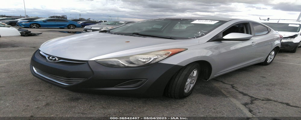 5NPDH4AE3DH237683 2013 HYUNDAI ELANTRA photo no. 2