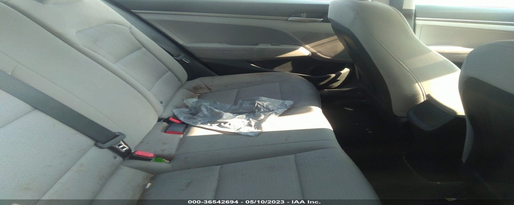 5NPD74LF1JH322462 2018 HYUNDAI ELANTRA photo no. 8