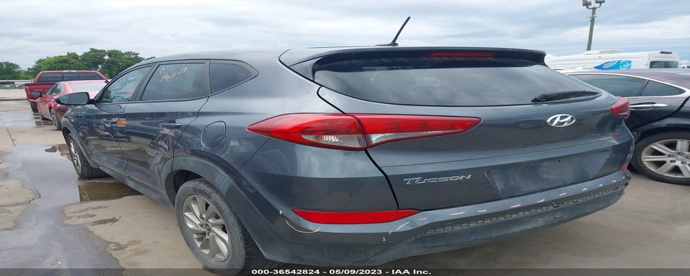 KM8J23A45HU328273 2017 HYUNDAI TUCSON photo no. 3