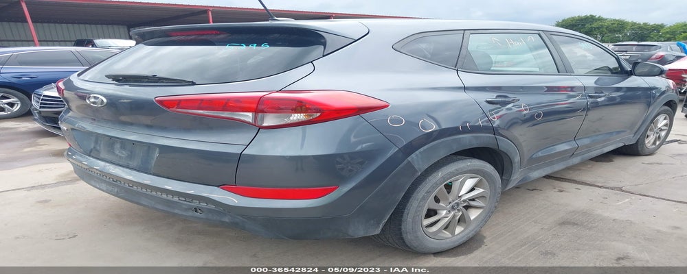 KM8J23A45HU328273 2017 HYUNDAI TUCSON photo no. 4