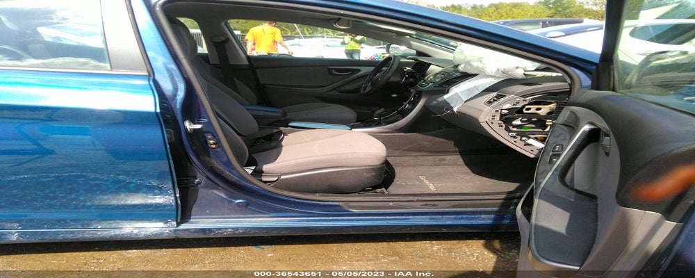KMHDH4AE7FU394105 2015 HYUNDAI ELANTRA photo no. 5