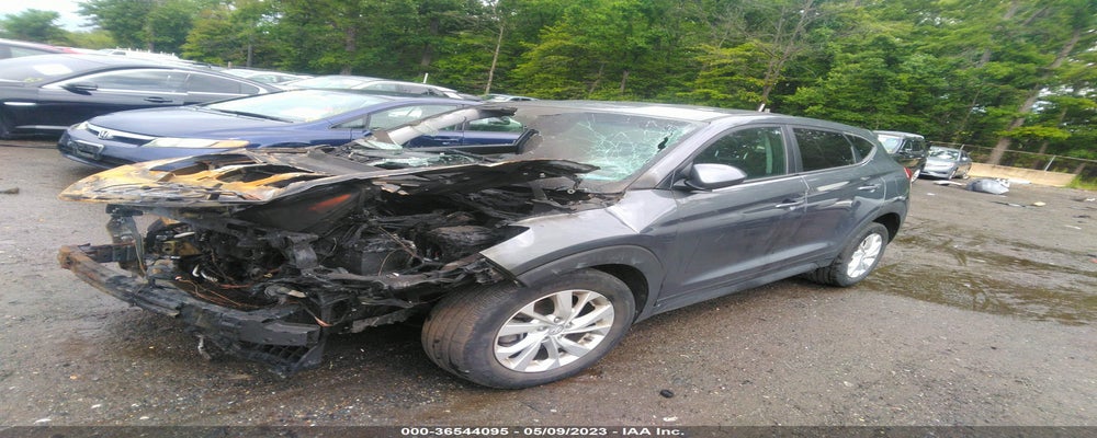 KM8J2CA46KU010282 2019 HYUNDAI TUCSON photo no. 2