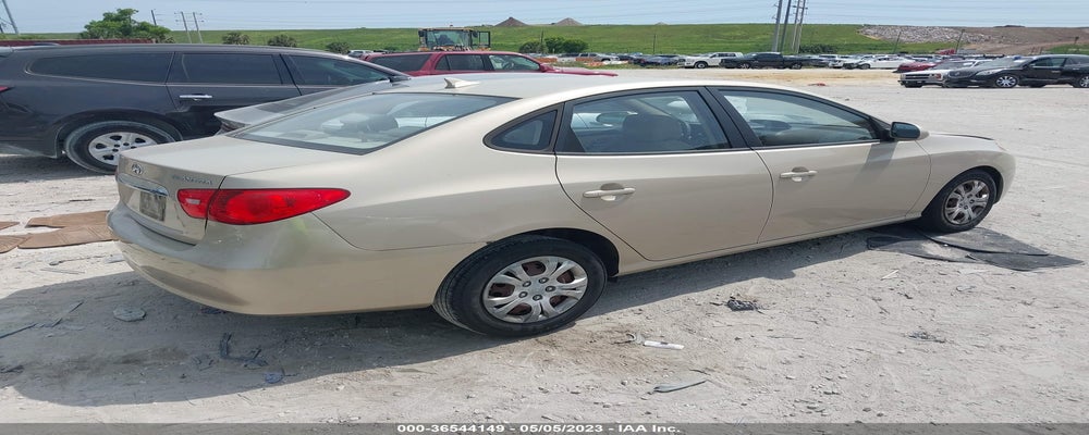 KMHDU4AD4AU010163 2010 HYUNDAI ELANTRA photo no. 4