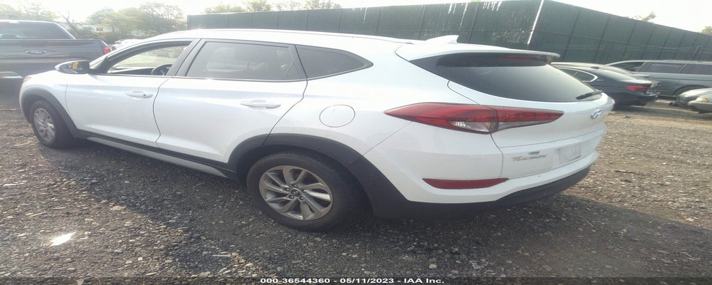 KM8J3CA44JU743085 2018 HYUNDAI TUCSON photo no. 3