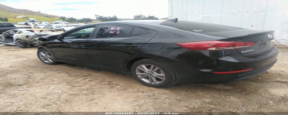 KMHD84LF0JU520349 2018 HYUNDAI ELANTRA photo no. 3