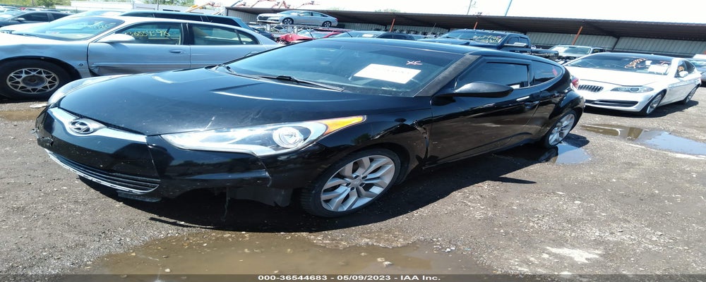 KMHTC6AD8DU175163 2013 HYUNDAI VELOSTER photo no. 2