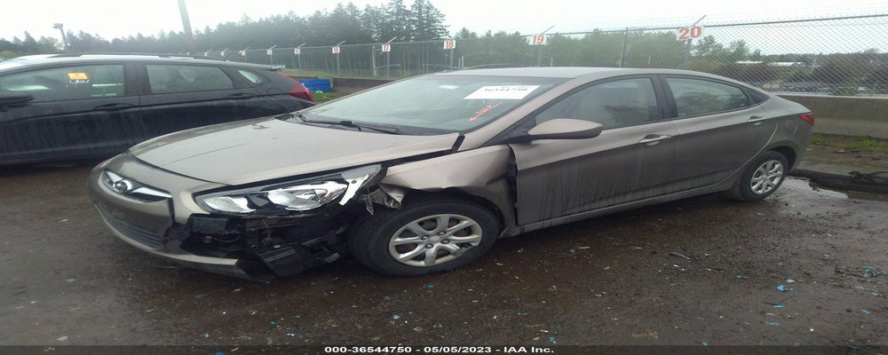 KMHCT4AE4DU542069 2013 HYUNDAI ACCENT photo no. 2