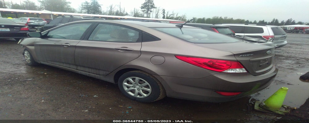 KMHCT4AE4DU542069 2013 HYUNDAI ACCENT photo no. 3