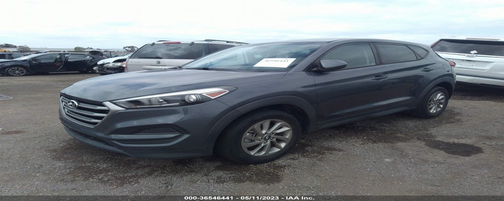 KM8J23A48HU396146 2017 HYUNDAI TUCSON photo no. 2