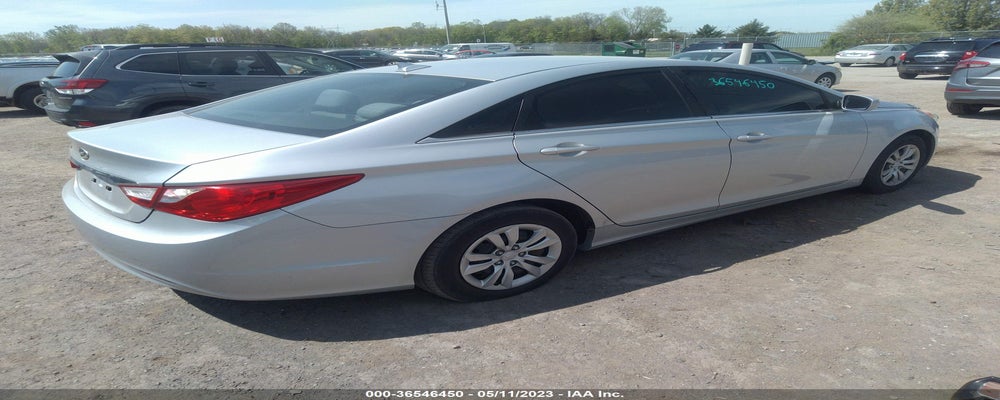 5NPEB4AC9CH489053 2012 HYUNDAI SONATA photo no. 4
