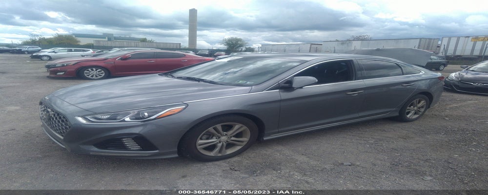 5NPE34AF8JH715362 2018 HYUNDAI SONATA photo no. 2