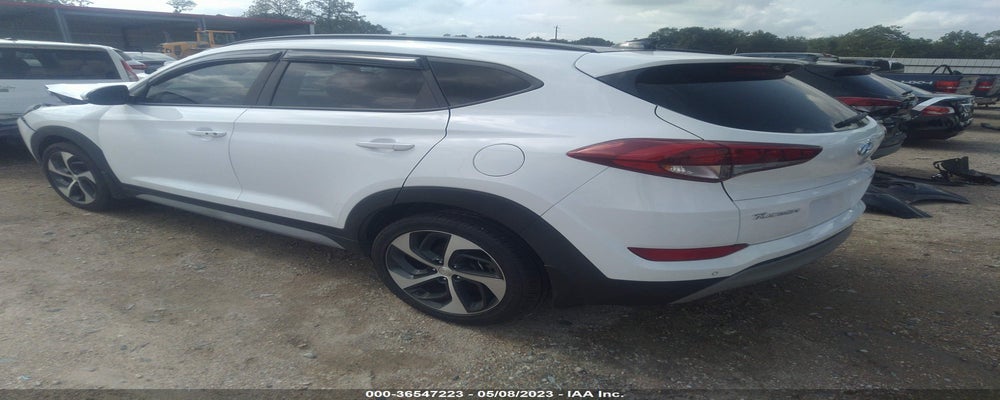 KM8J33A20JU818251 2018 HYUNDAI TUCSON photo no. 3