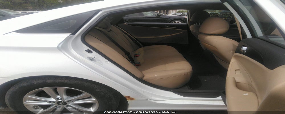 5NPEB4AC0BH024045 2011 HYUNDAI SONATA photo no. 8