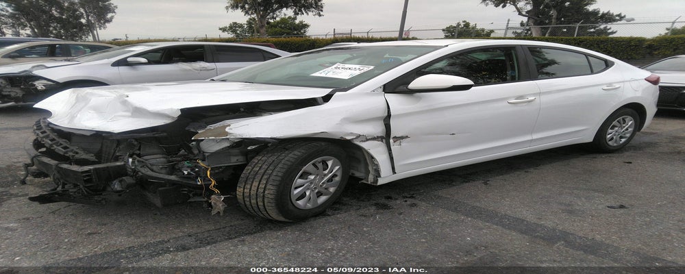 5NPD74LF8JH333488 2018 HYUNDAI ELANTRA photo no. 2