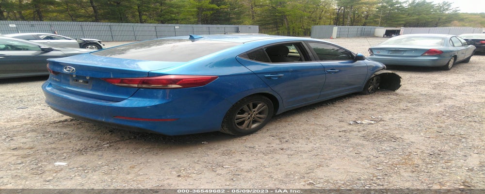 KMHD84LF3HU191432 2017 HYUNDAI ELANTRA photo no. 4