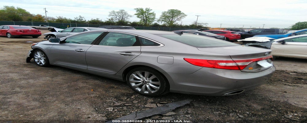 KMHFH4JG4DA223028 2013 HYUNDAI AZERA photo no. 3