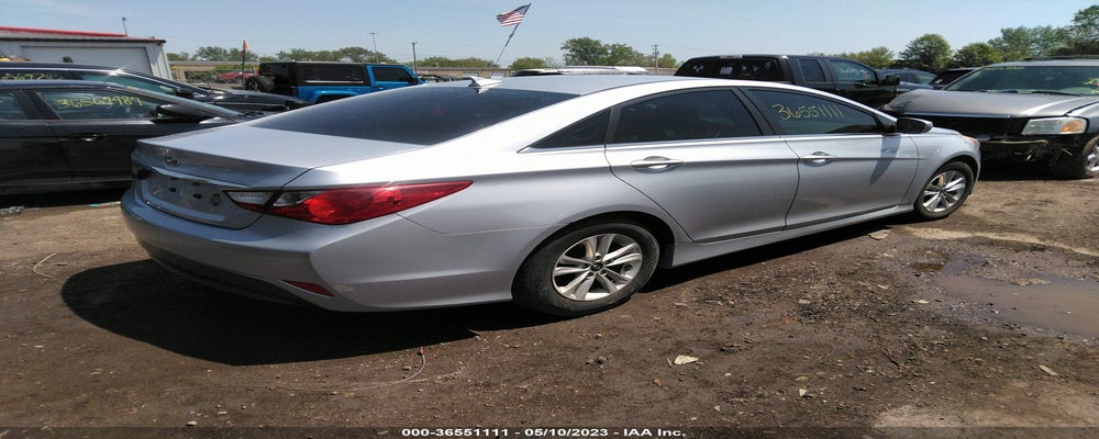 5NPEB4AC1EH889756 2014 HYUNDAI SONATA photo no. 4