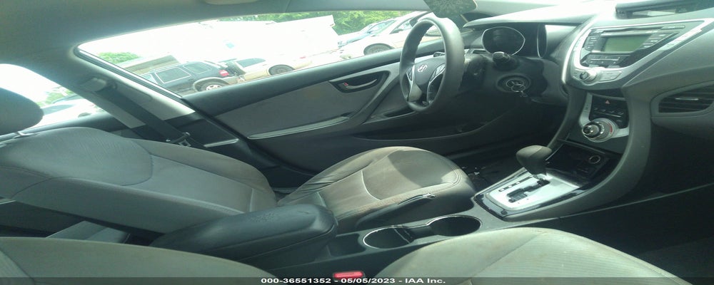 5NPDH4AE8BH046029 2011 HYUNDAI ELANTRA photo no. 5