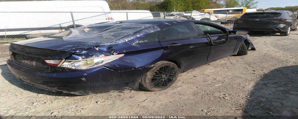 5NPEC4AB2CH411704 2012 HYUNDAI SONATA photo no. 4