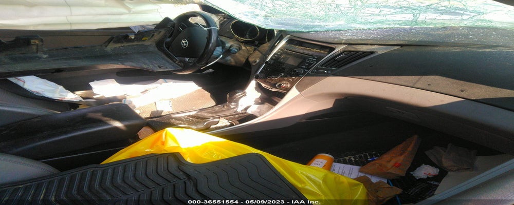 5NPEC4AB2CH411704 2012 HYUNDAI SONATA photo no. 5