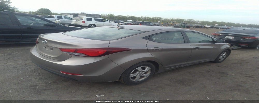 5NPDH4AE4FH649176 2015 HYUNDAI ELANTRA photo no. 4