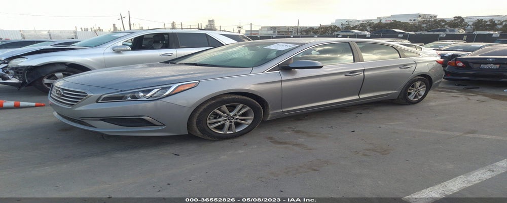 5NPE24AFXGH388670 2016 HYUNDAI SONATA photo no. 2