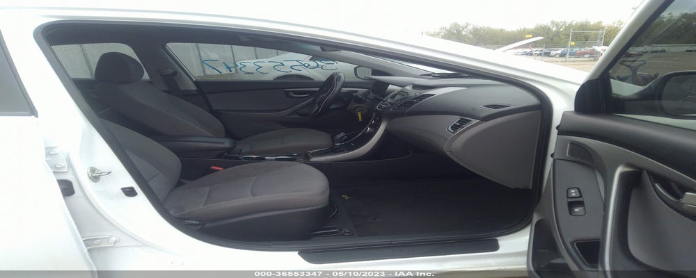 5NPDH4AE4GH687167 2016 HYUNDAI ELANTRA photo no. 5