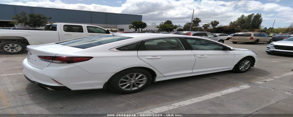 5NPE24AF2KH806504 2019 HYUNDAI SONATA photo no. 4