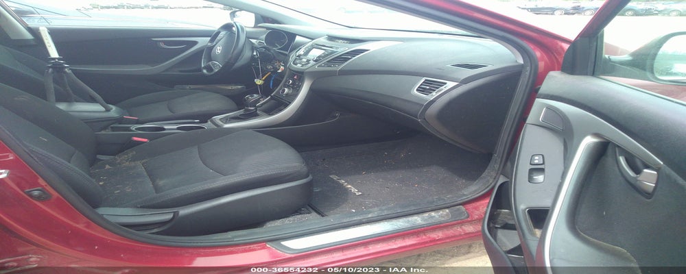 5NPDH4AE2FH641660 2015 HYUNDAI ELANTRA photo no. 5