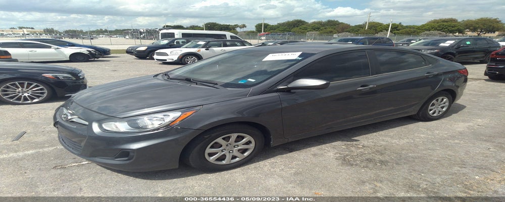 KMHCT4AE3DU303676 2013 HYUNDAI ACCENT photo no. 2