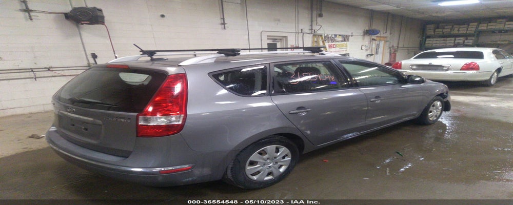 KMHDC8AE8BU095867 2011 HYUNDAI ELANTRA TOURING photo no. 4