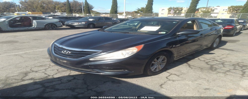5NPEB4AC6BH147302 2011 HYUNDAI SONATA photo no. 2
