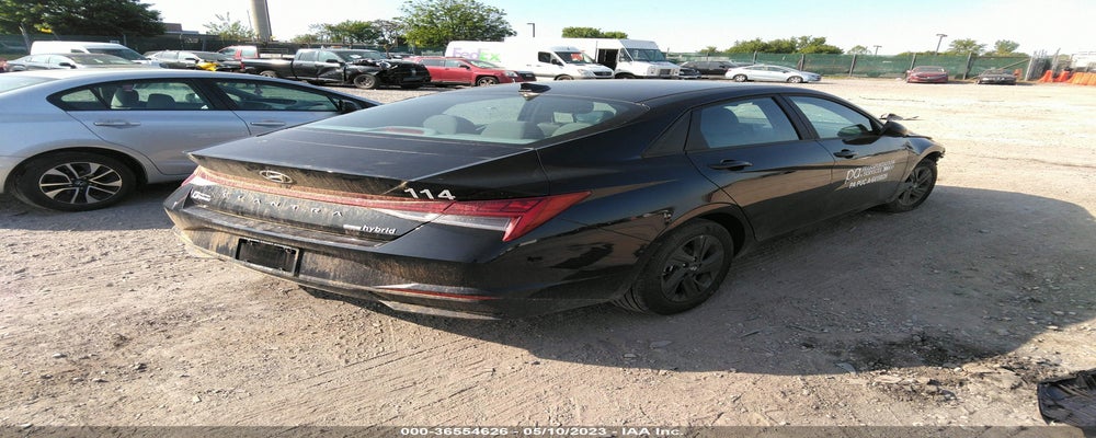 KMHLM4AJ0PU058270 2023 HYUNDAI ELANTRA photo no. 4