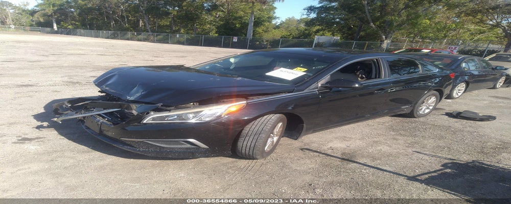 5NPE24AF1HH475102 2017 HYUNDAI SONATA photo no. 2